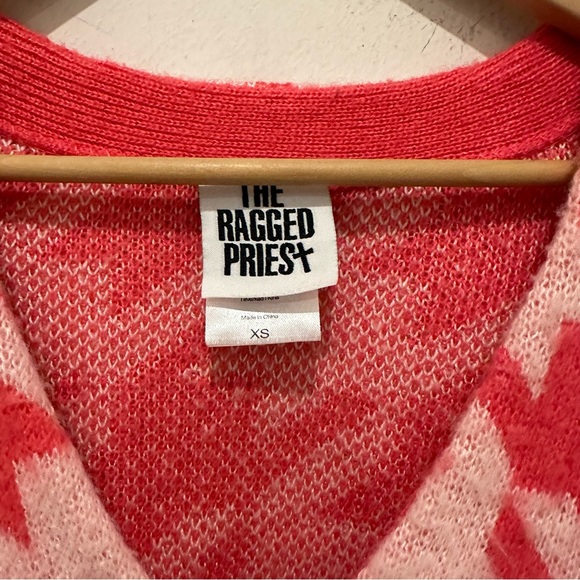 The Ragged Priest Oversized Cropped Cardigan in Pink Houndstooth - Picture 5 of 6